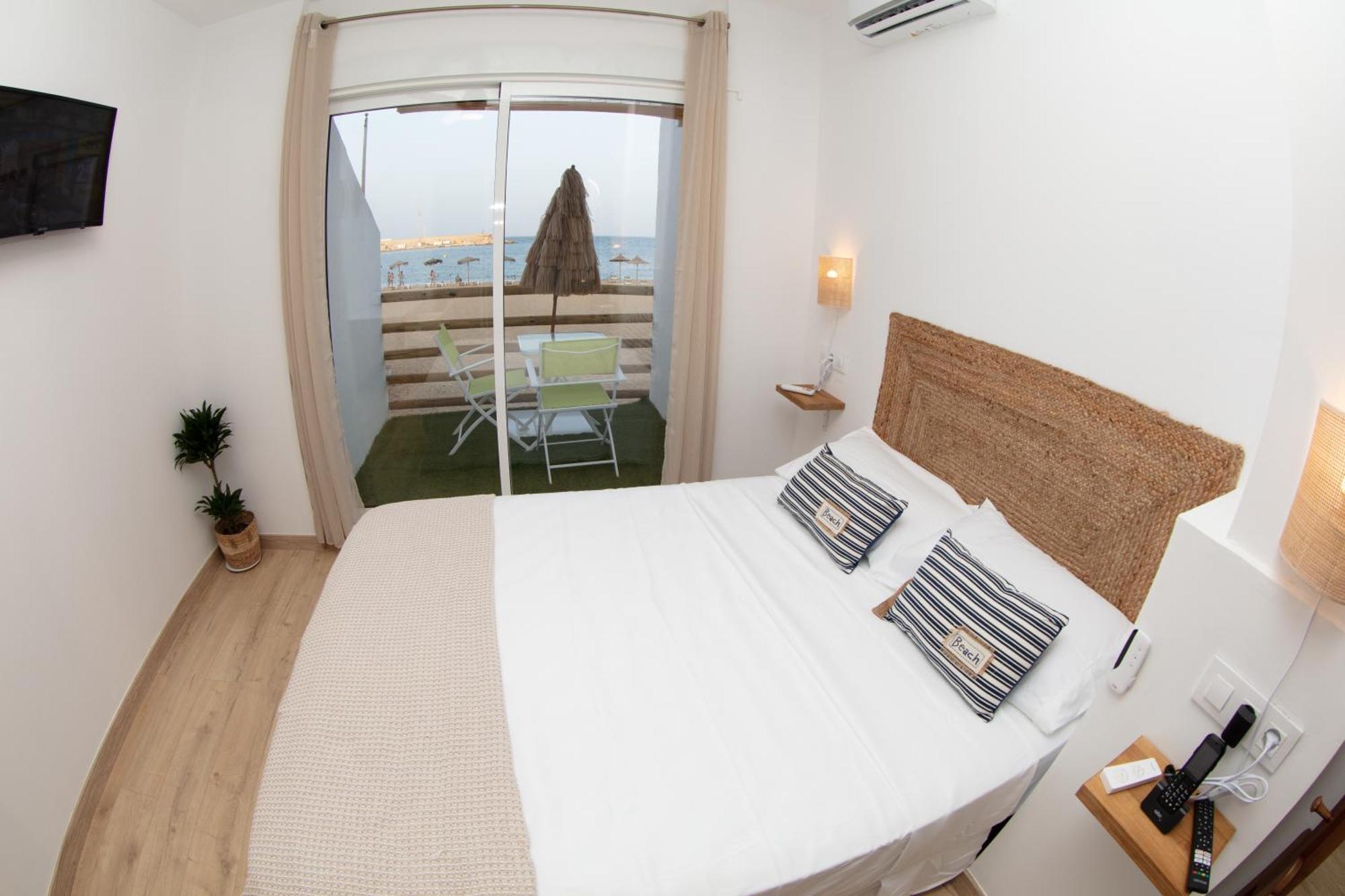 Hostal Playa Dreams Nautico Adults Garrucha Exteriör bild